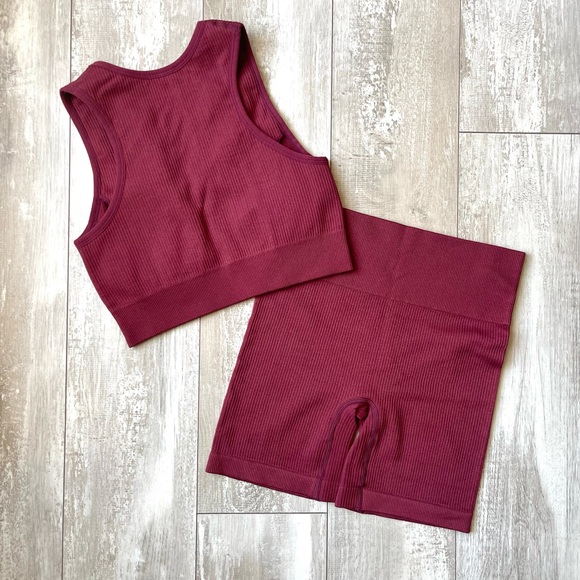 Seamless Rib Activewear Set - Picture 2 of 2